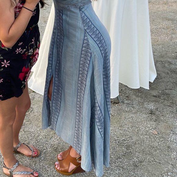 Size small Angie brand, Jean colored with embroidery design - Picture 2 of 3